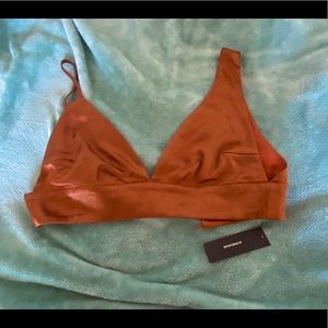 Cute copper crop from Lulus. Never worn!